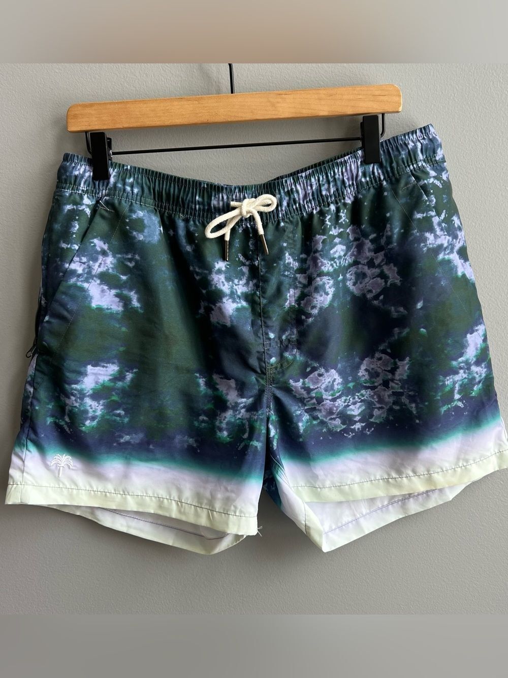 OAS Sweden Men's Green, Navy Purple & White Tie-Dye Ombré Swim Trunks Size XL 4”
